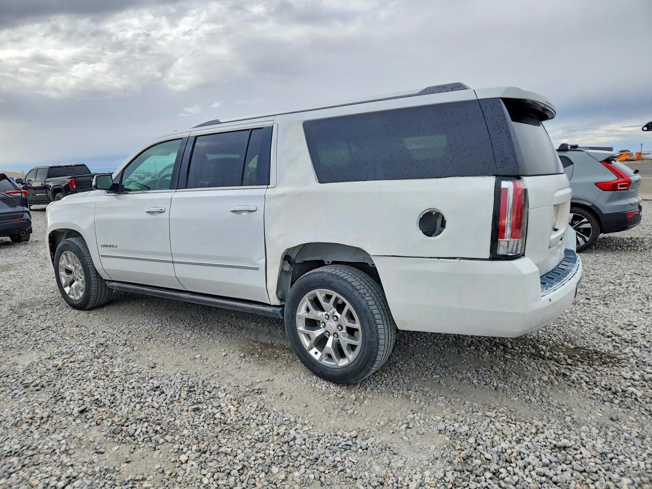 2016 GMC Yukon Xl Denali - Фото 2