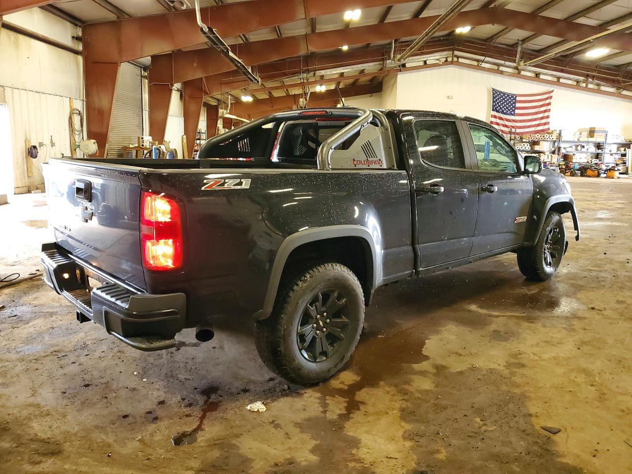 2017 Chevrolet Colorado Z71 - Фото 3