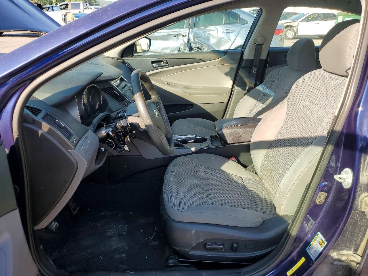 2014 Hyundai Sonata Gls - Image 7