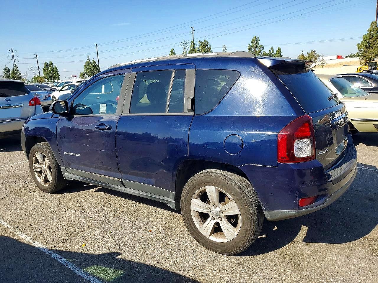 2016 Jeep Compass Sport - Фото 2