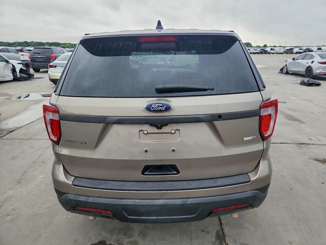 2019 Ford Explorer Police Interceptor - Фото 6