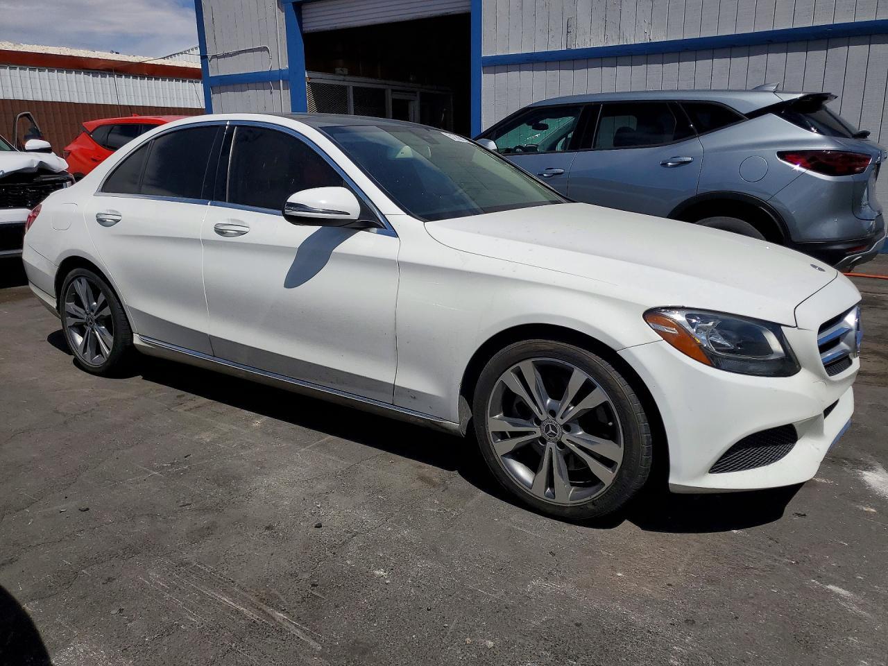 2018 Mercedes-Benz C 300 - Image 4
