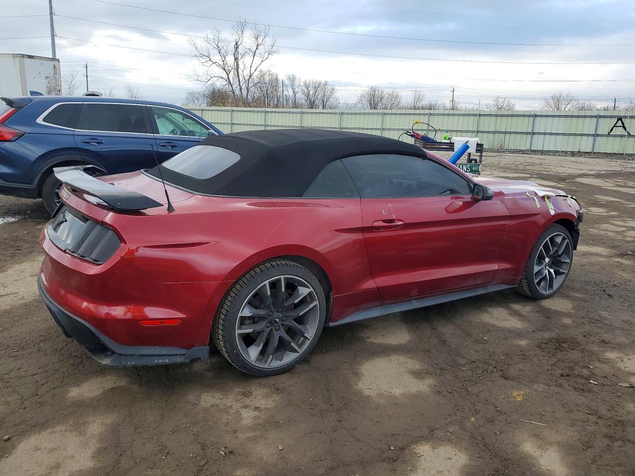 2015 Ford Mustang - Фото 3