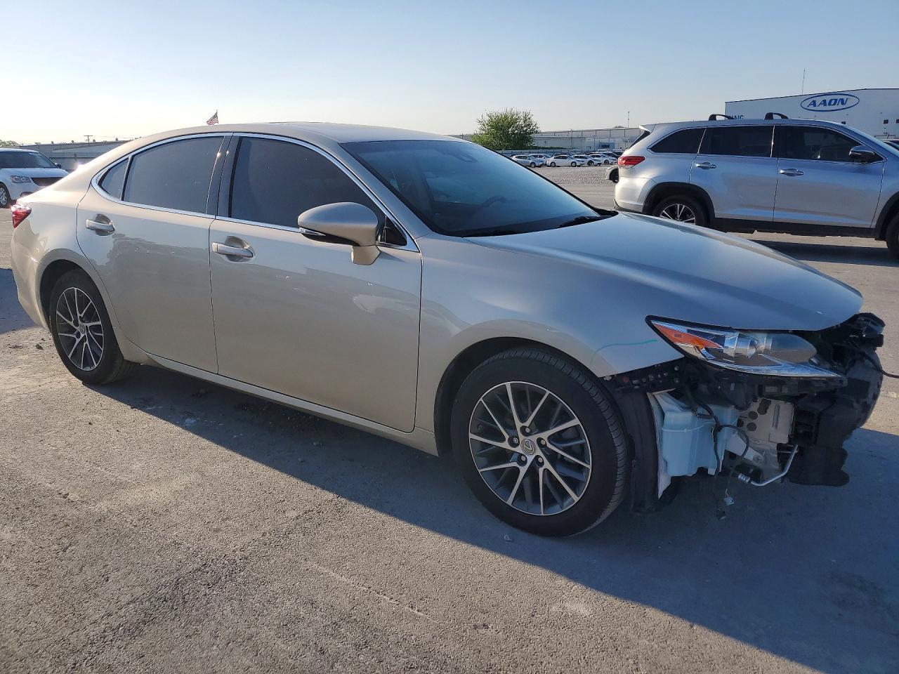 2017 Lexus Es 350 Base - Image 4