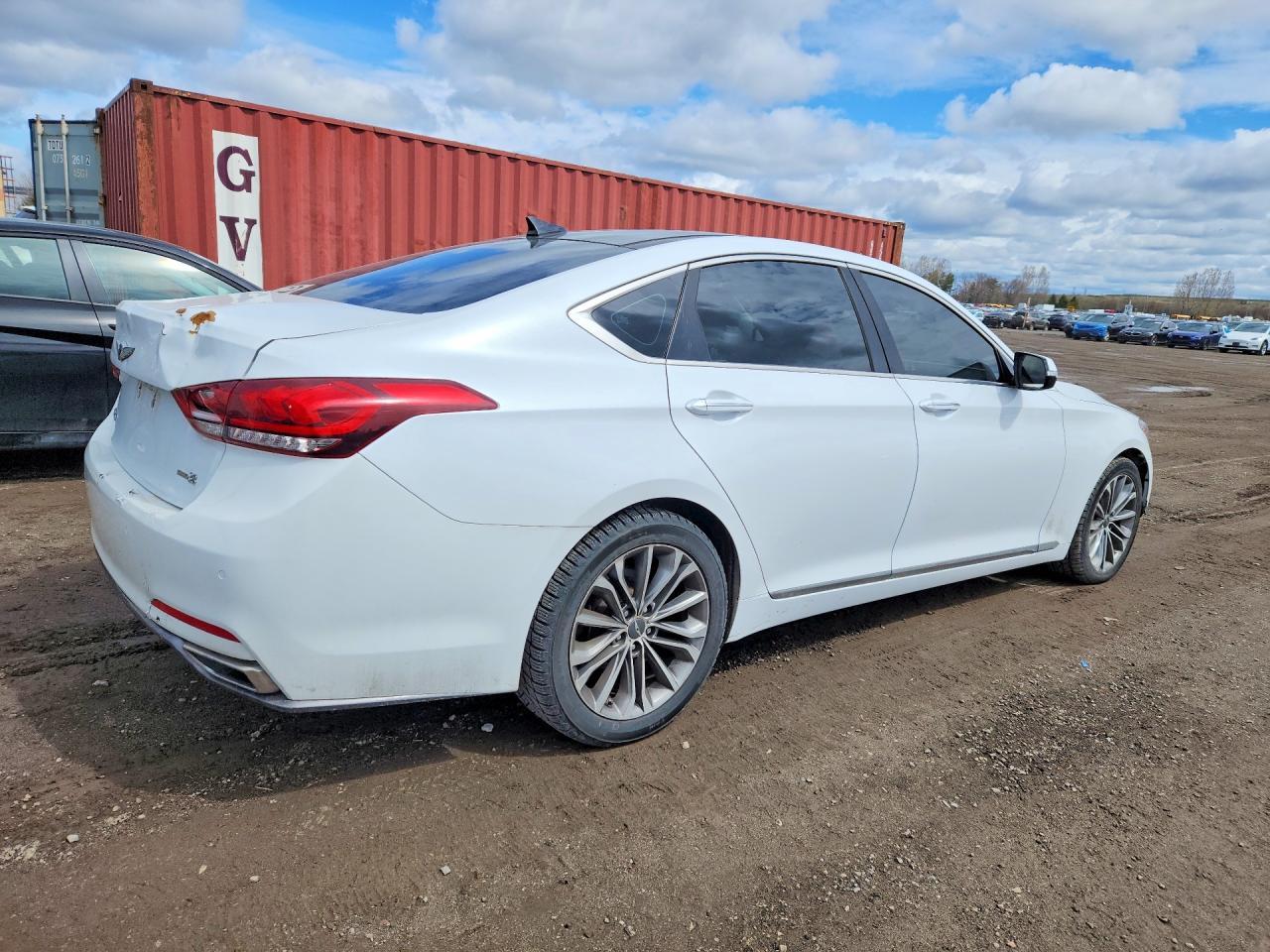 2015 Hyundai Genesis 3.8L V6 - Фото 3