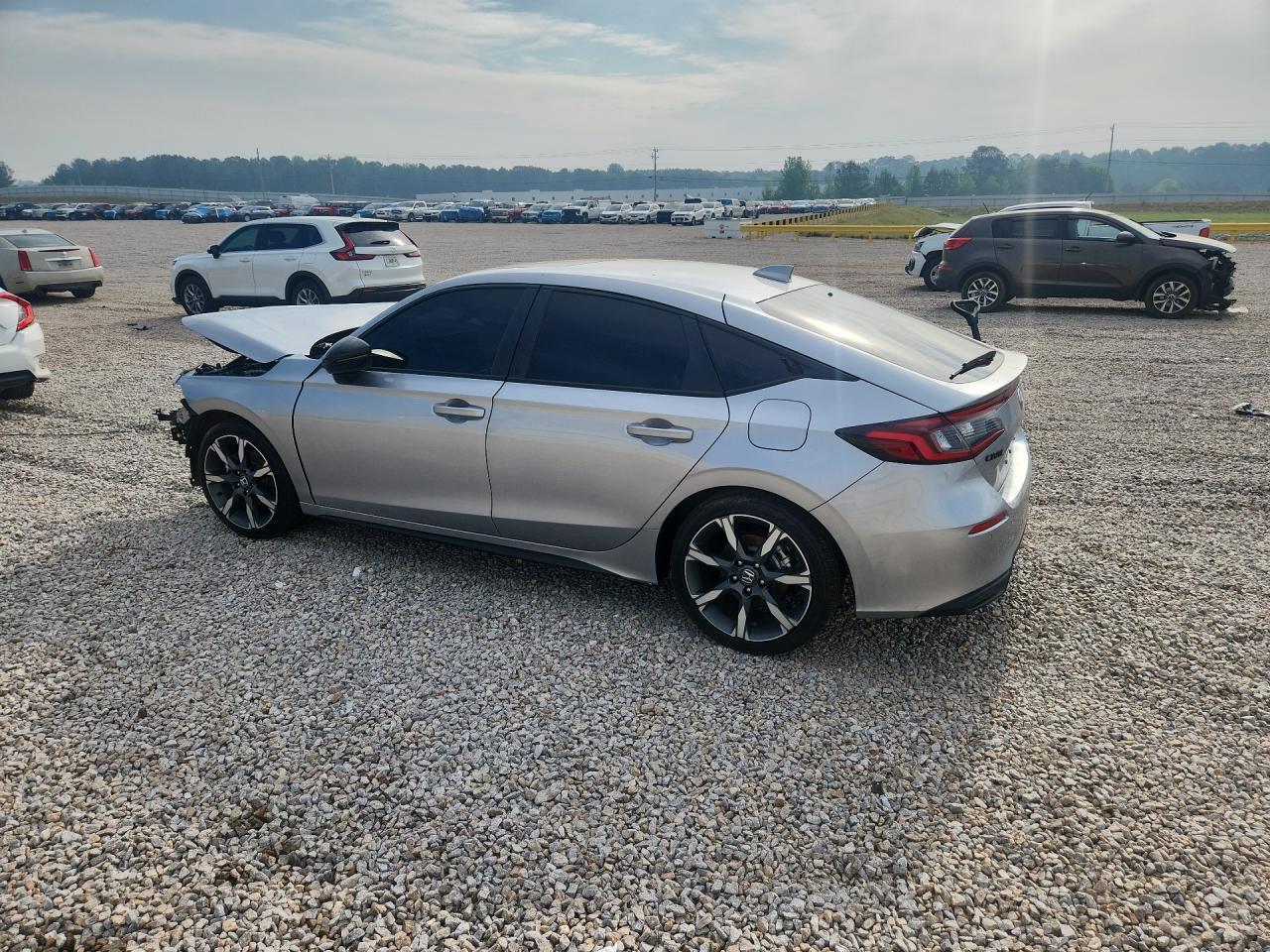 2026 Honda Civic Sport Touring - Фото 2