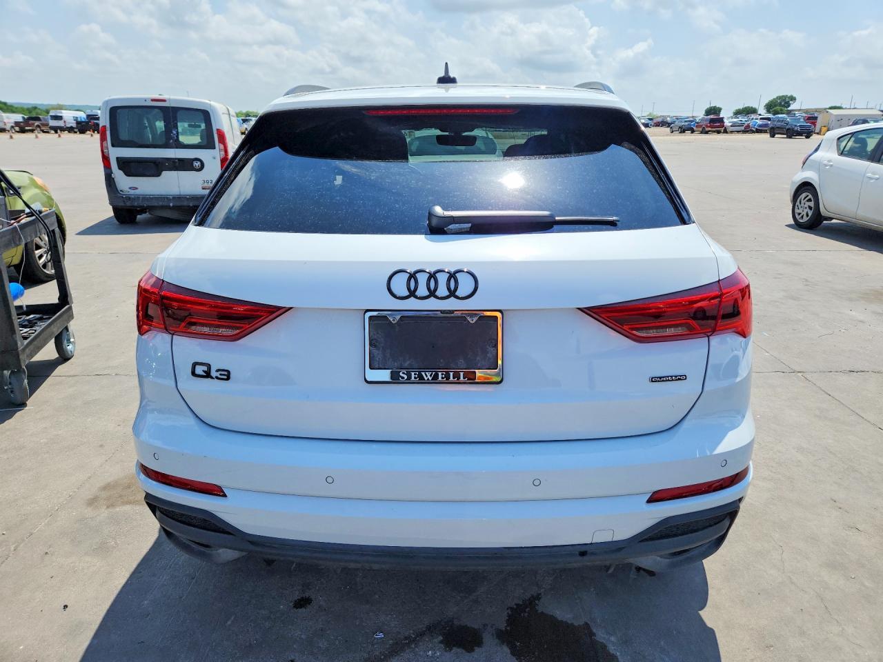 2024 Audi Q3 Premium Plus S Line 45 - Фото 6