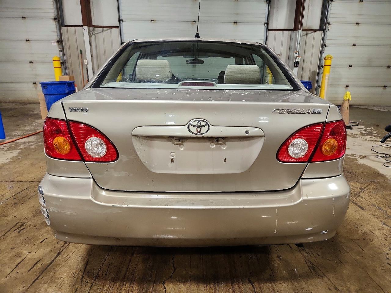 2004 Toyota Corolla Le - Фото 6