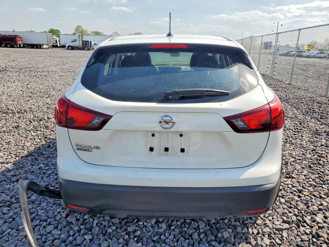 2019 Nissan Rogue Sport S - Фото 6