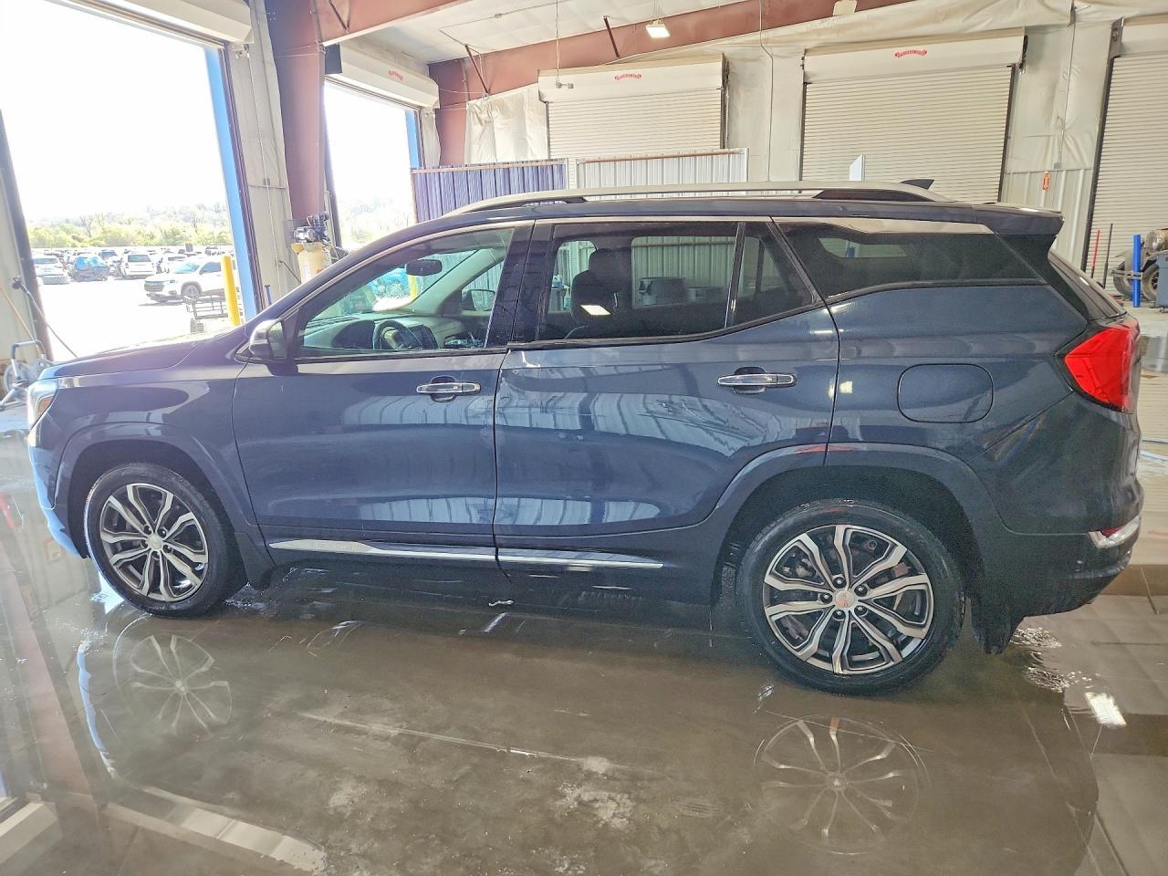 2019 GMC Terrain Denali - Фото 2