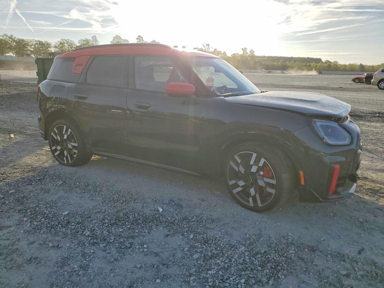 2025 Mini Countryman Jcw All4 - Image 4