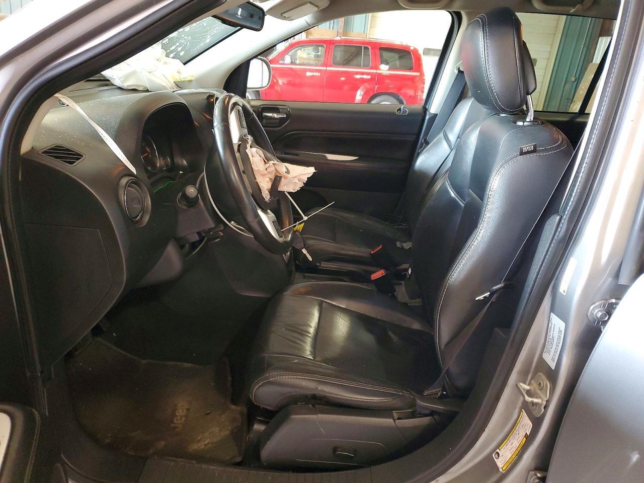 2015 Jeep Compass Latitude - Фото 7
