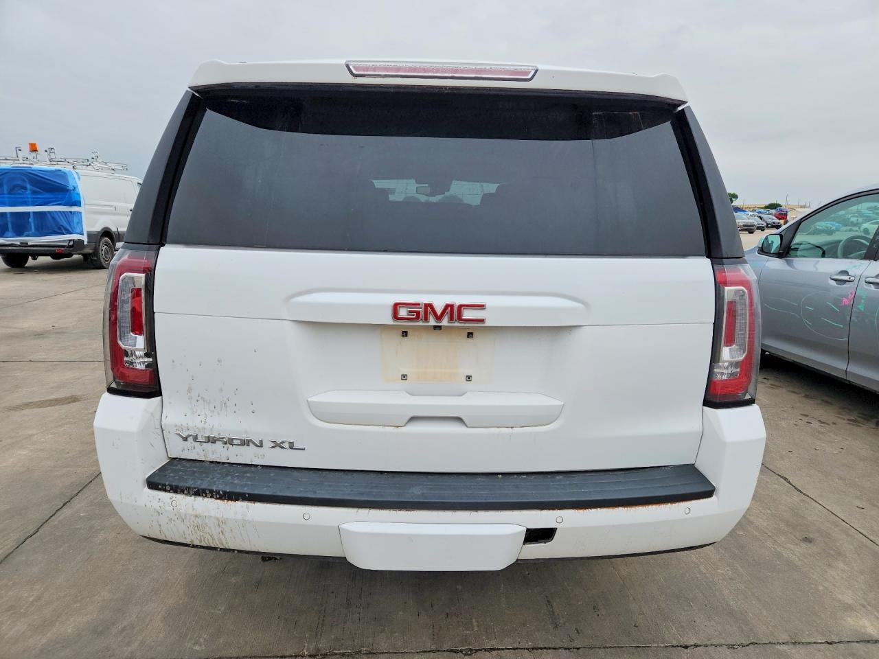 2019 GMC Yukon Xl K1500 Sle - Image 6