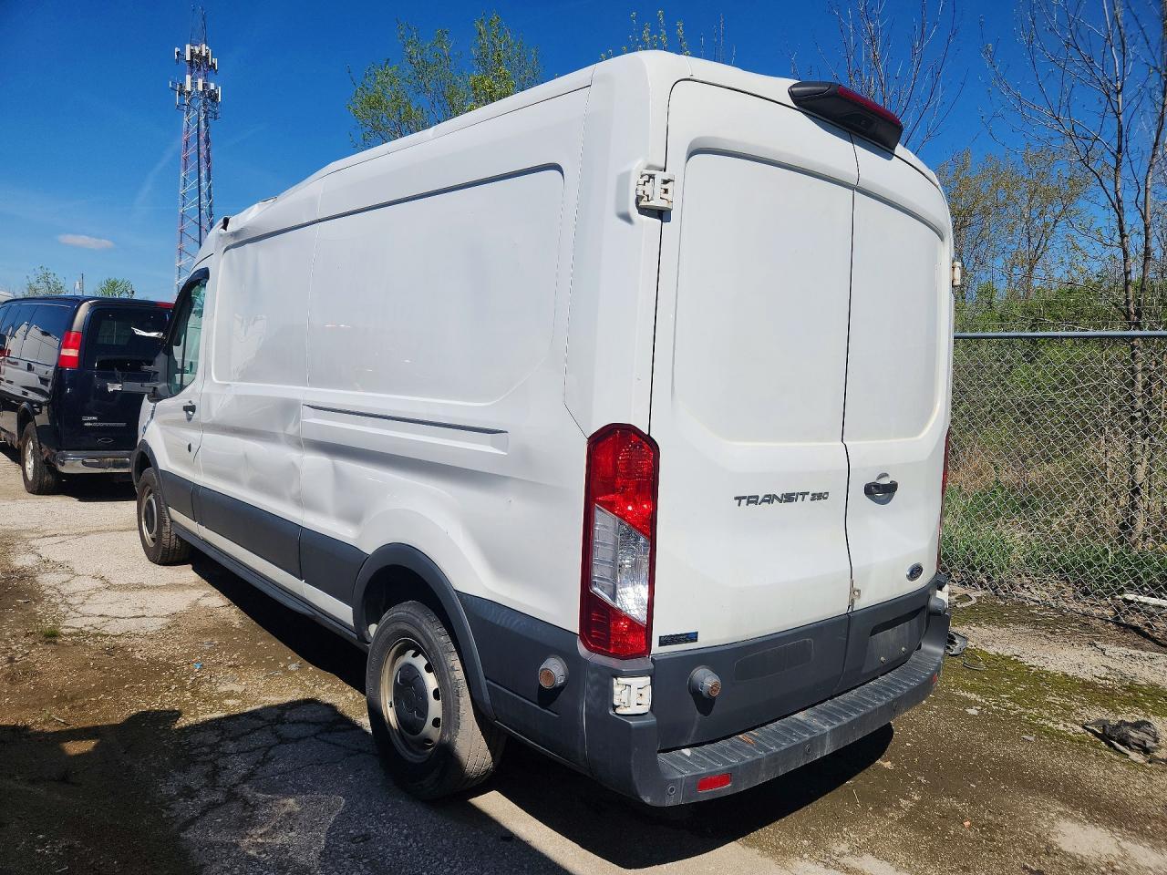 2018 Ford Transit T-250 - Image 2