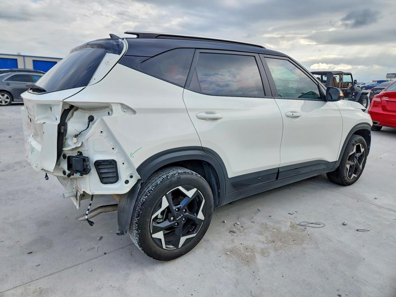2025 Kia Seltos S - Фото 3