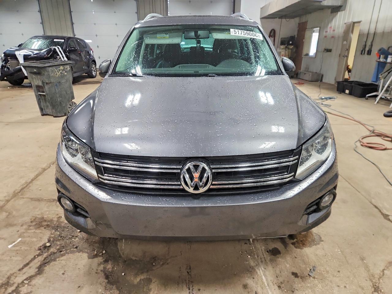 2013 Volkswagen Tiguan S - Фото 5