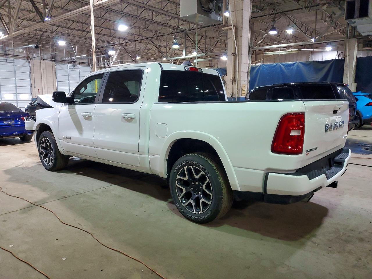 2025 Ram 1500 Laramie - Фото 2