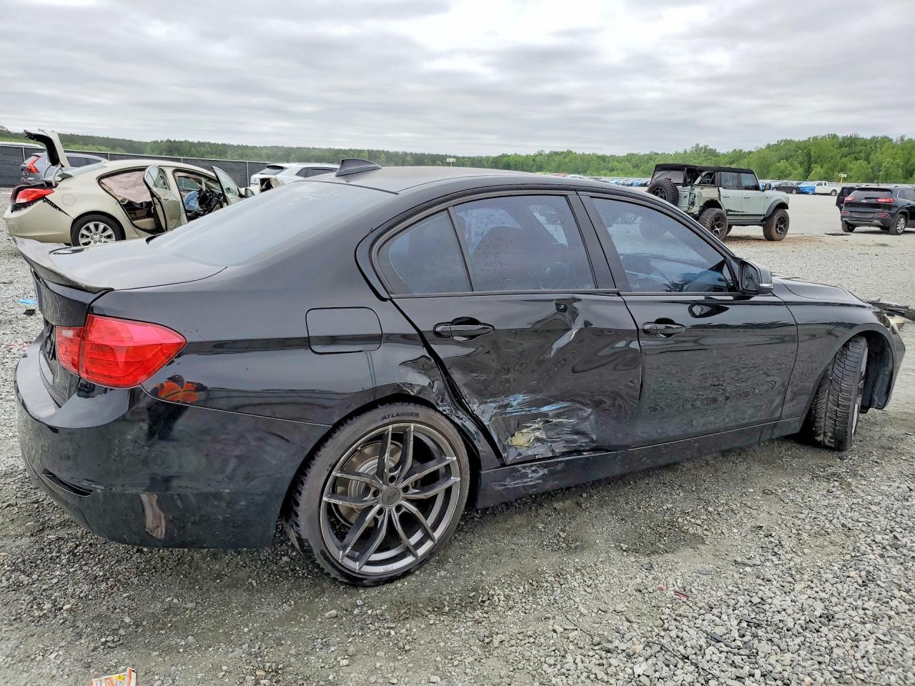 2014 BMW 328 I - Image 3