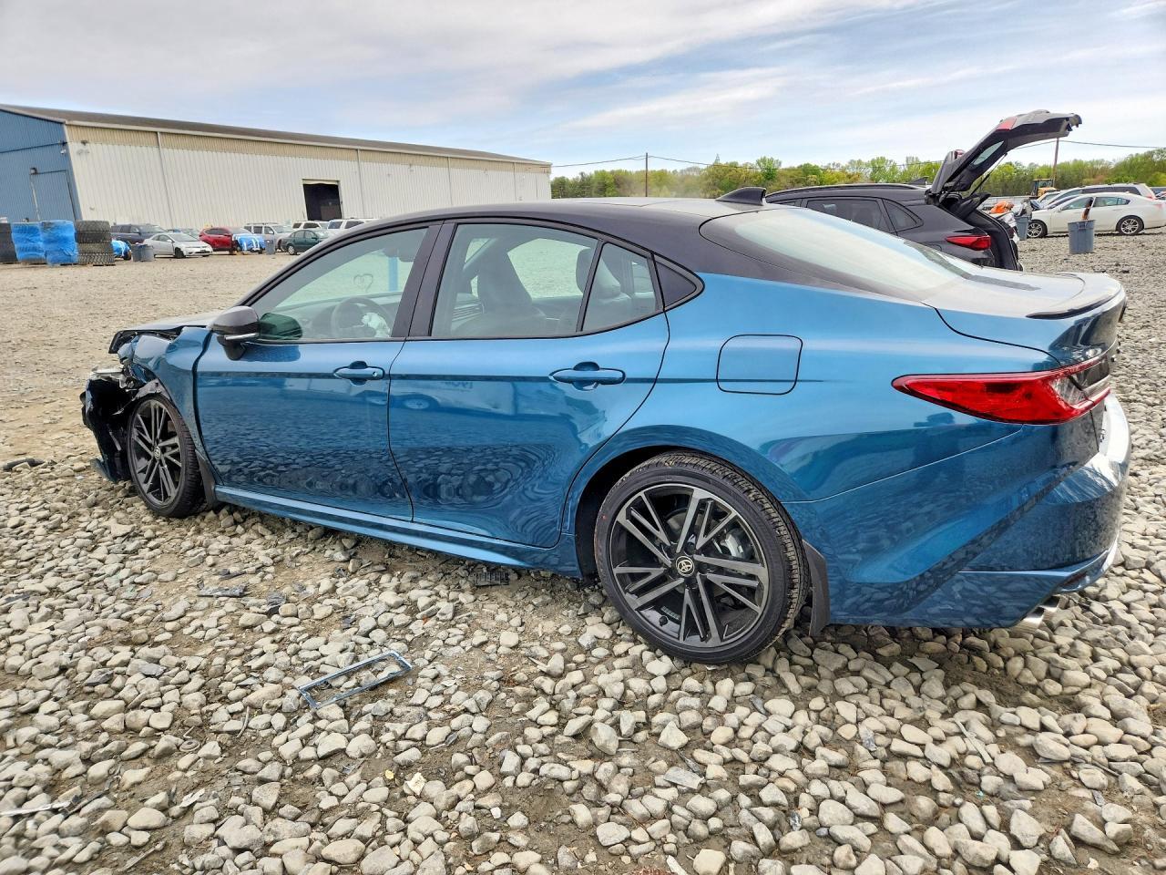 2026 Toyota Camry Xse - Фото 2
