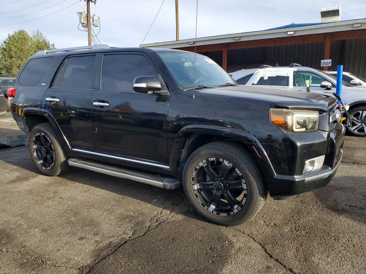 2011 Toyota 4Runner Sr5 - Image 4