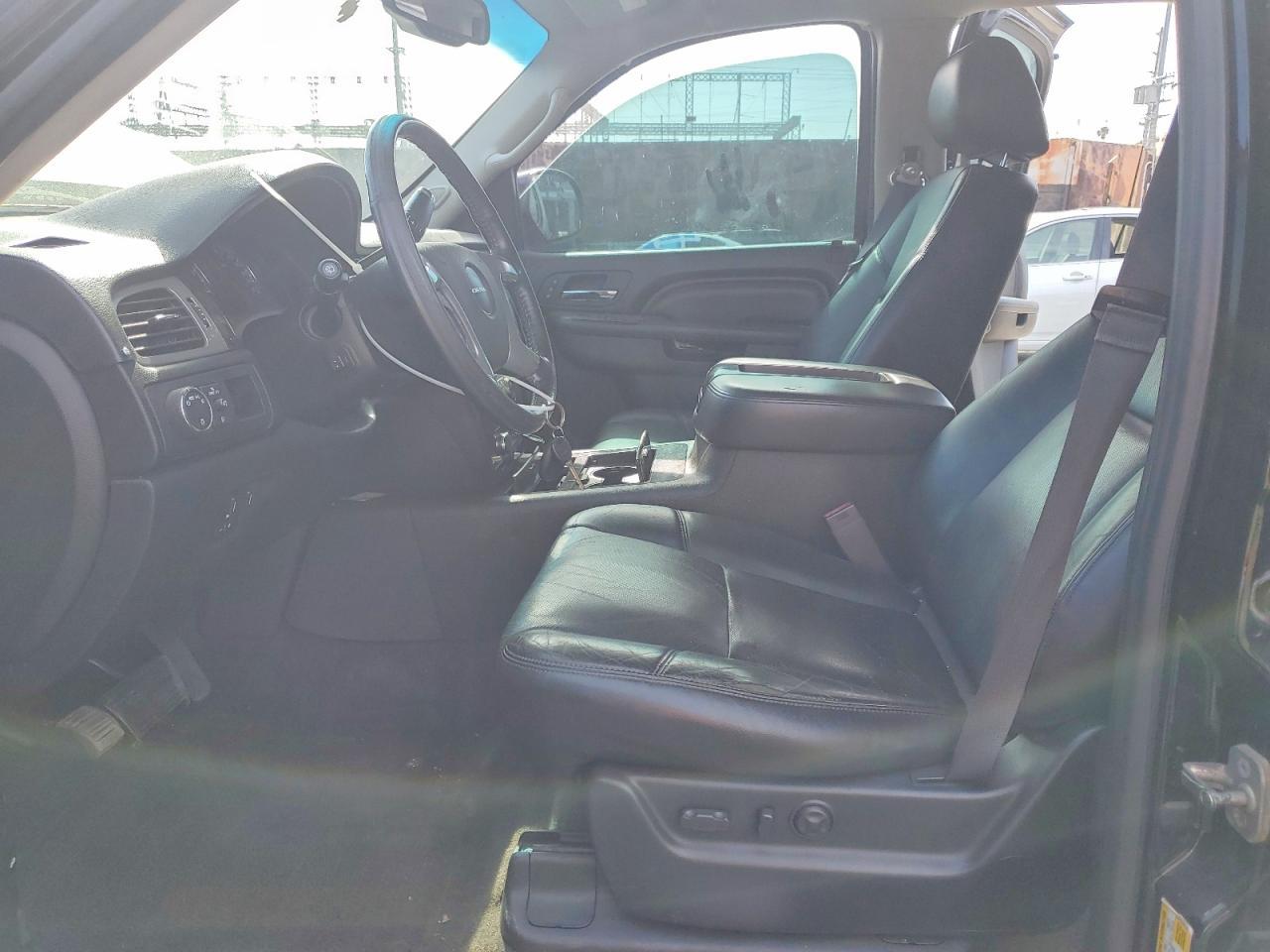 2013 GMC Yukon Denali - Фото 7