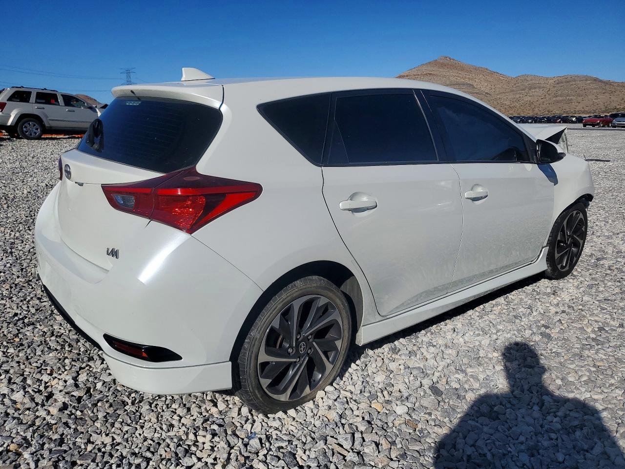 2016 Scion Im Base - Image 3