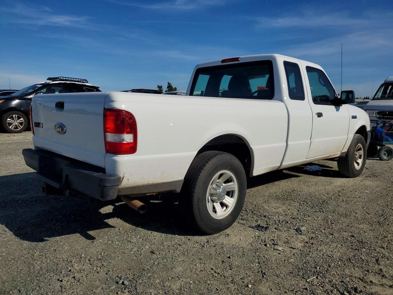 2011 Ford F-150 - Фото 3