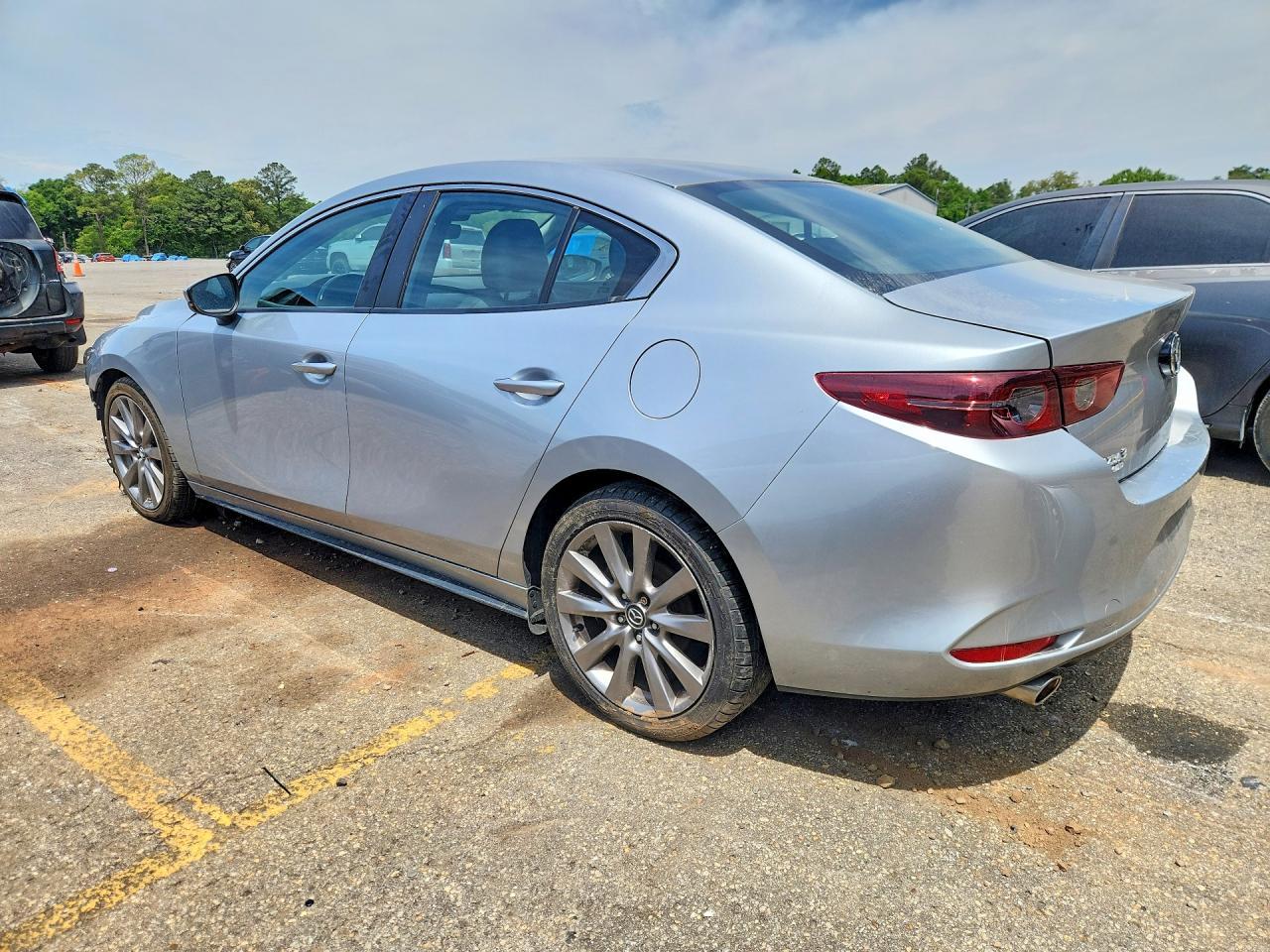 2021 Mazda 3 Select - Фото 2