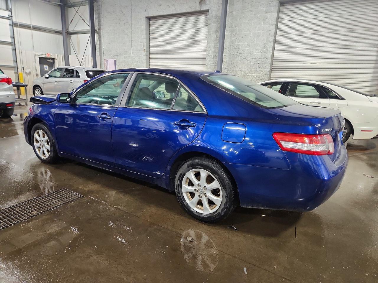 2011 Toyota Camry - Image 2