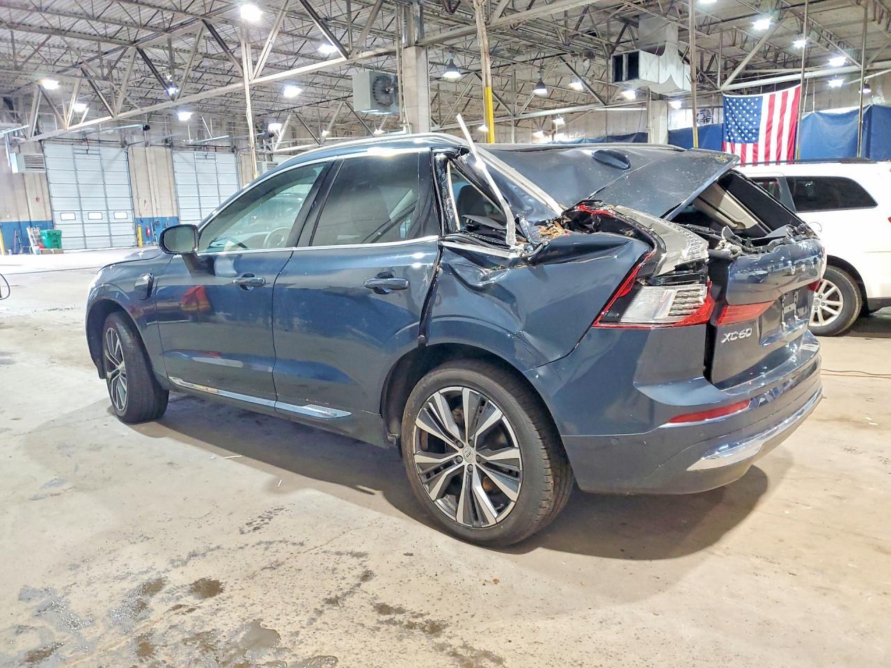 2022 Volvo Xc60 T8 Recharge Inscription Expres - Фото 2