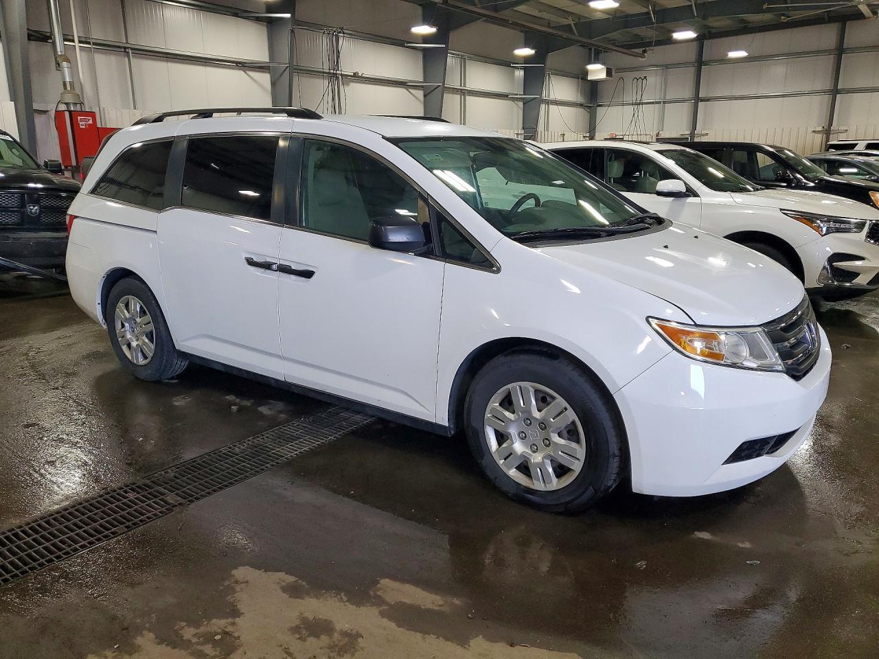 2013 Honda Odyssey Lx - Фото 4