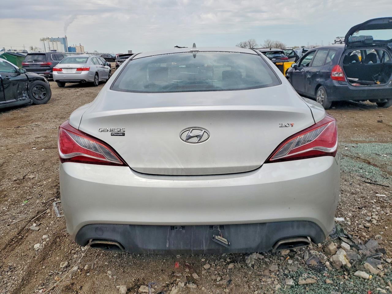 2013 Hyundai Genesis Coupe 2.0T - Image 6