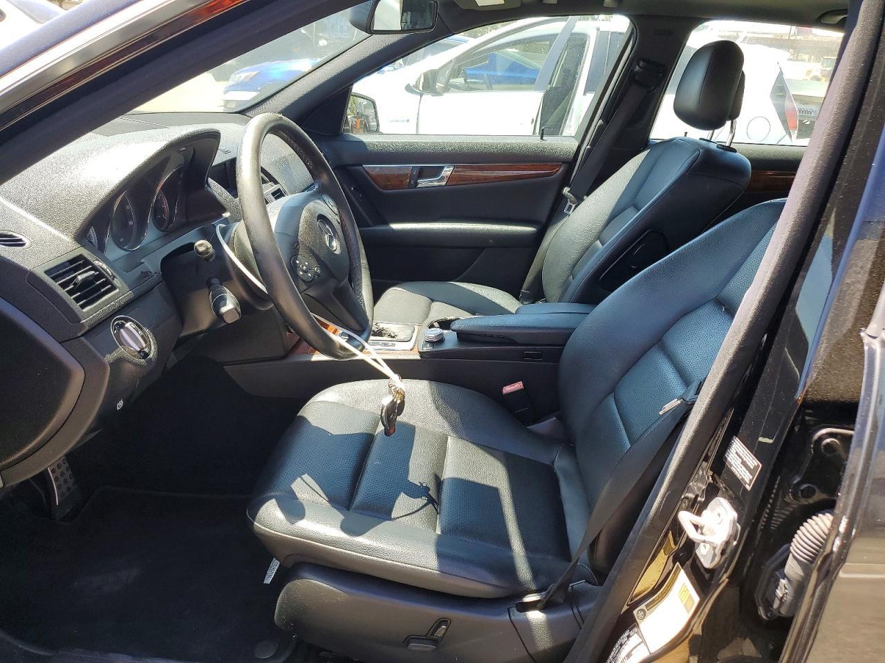 2010 Mercedes-Benz C 300 - Image 7