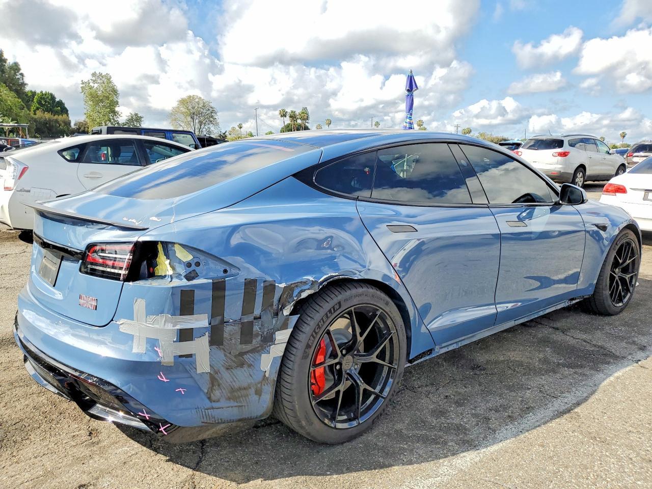 2026 Tesla Model S - Фото 3