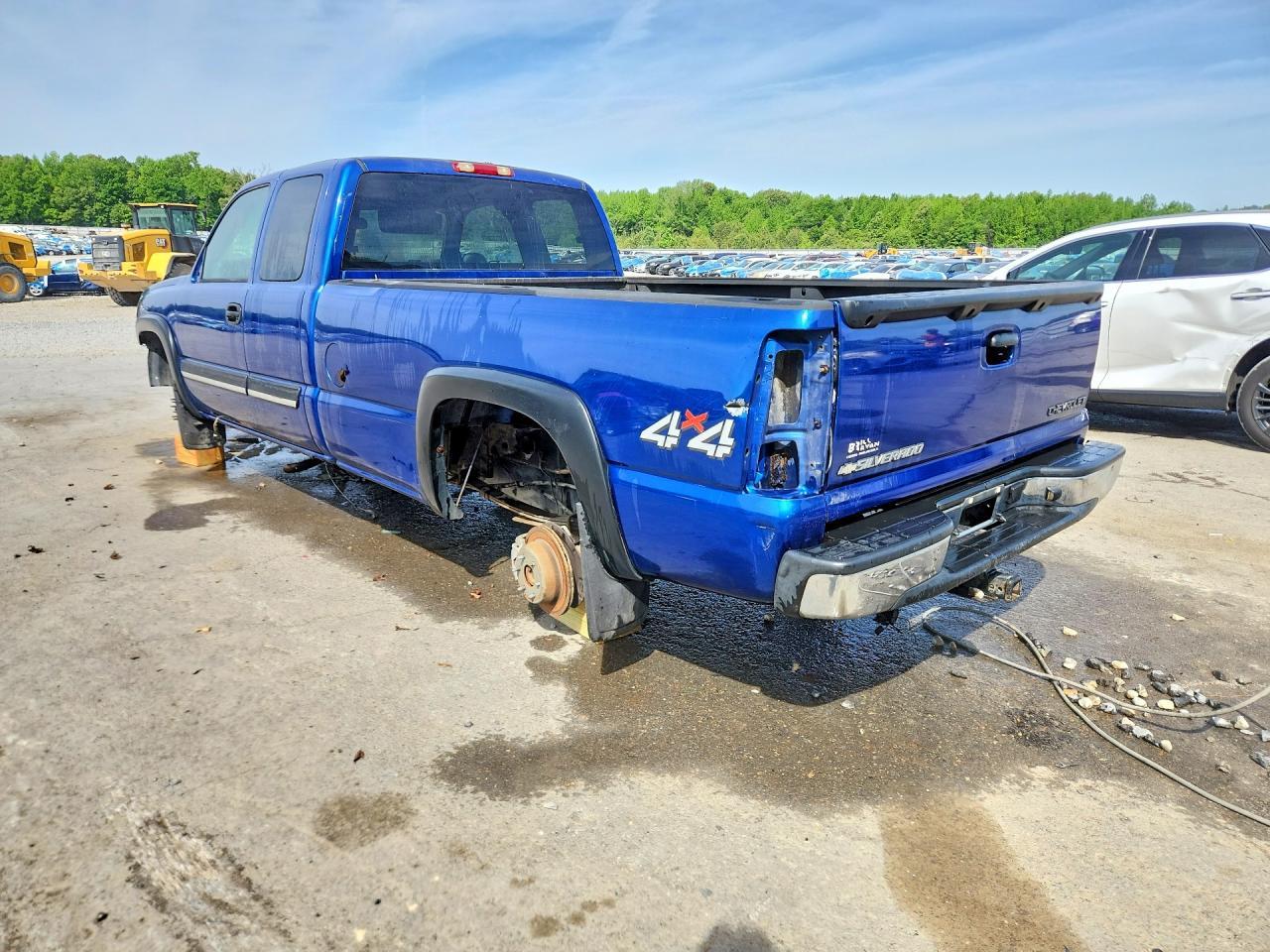 2004 Chevrolet Silverado K1500 - Фото 2