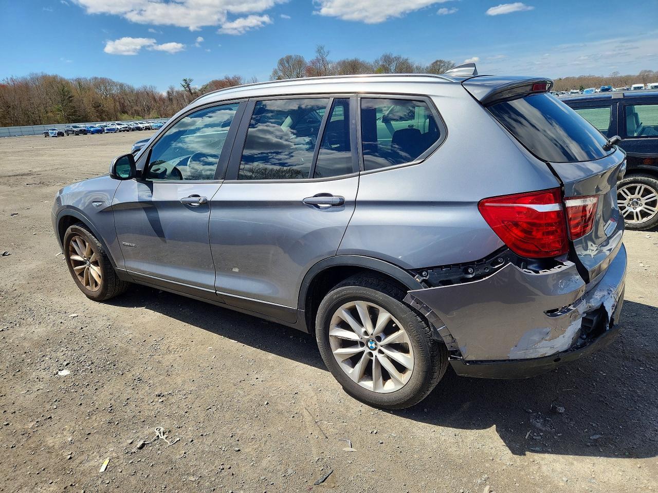 2016 BMW X3 xDrive28I - Фото 2