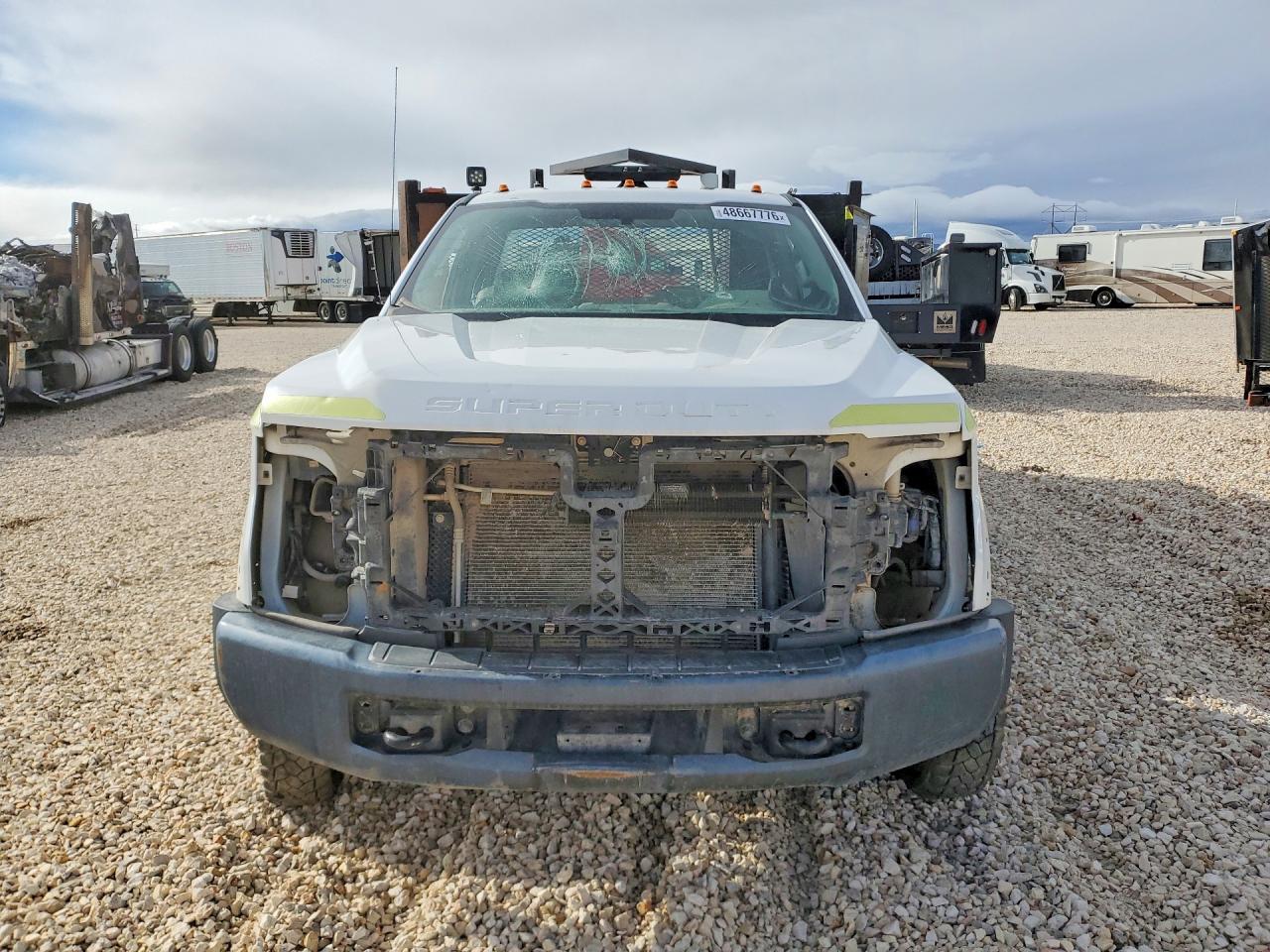 2018 Ford F550 Super Duty - Image 5