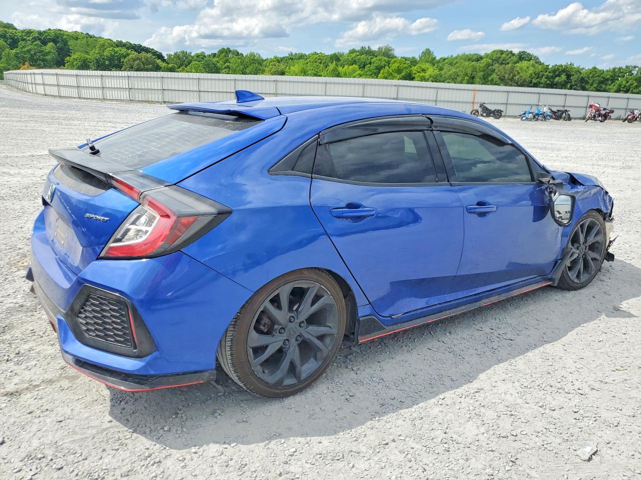 2017 Honda Civic Sport - Image 3