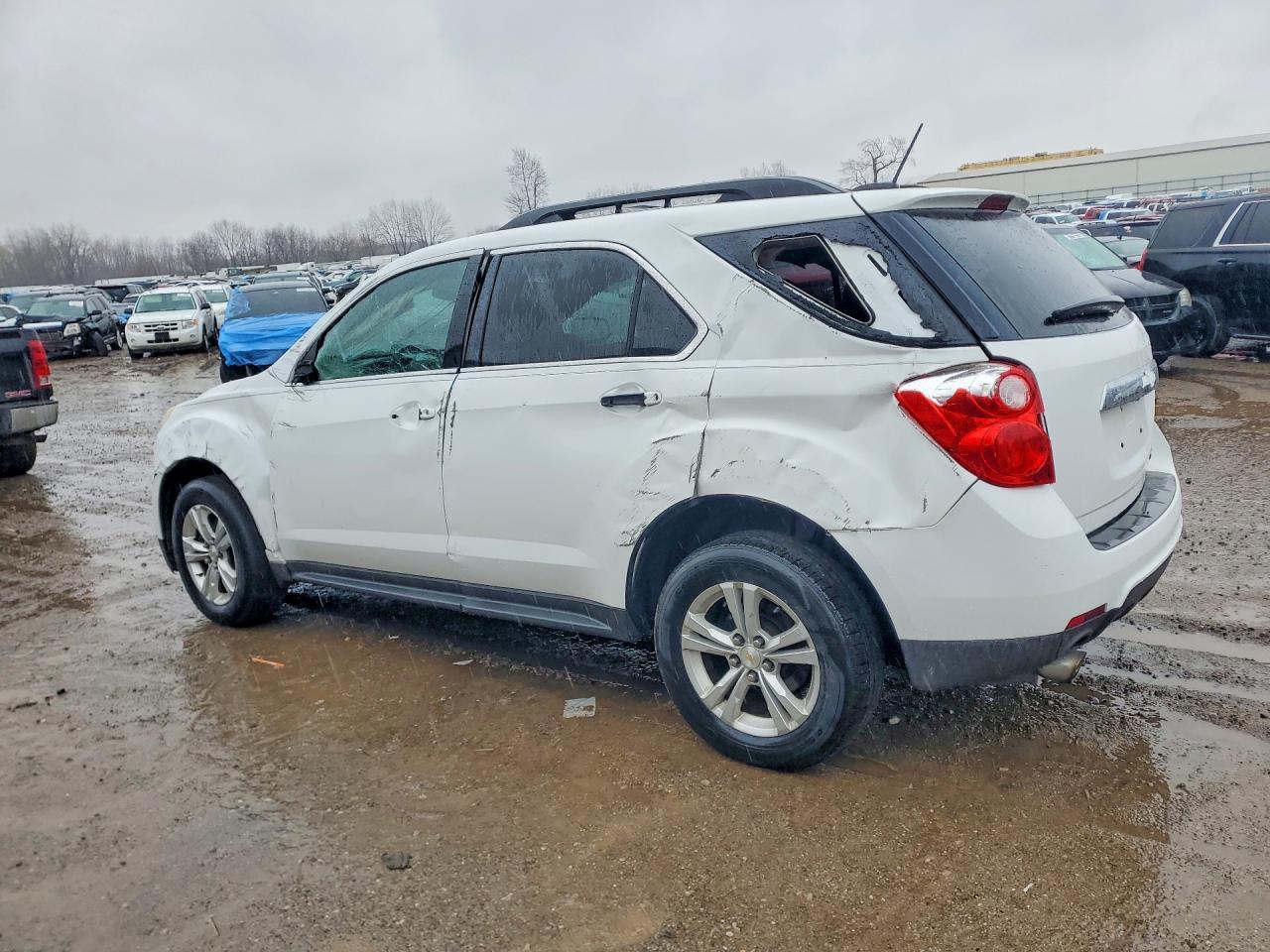 2015 Chevrolet Equinox Lt - Image 2