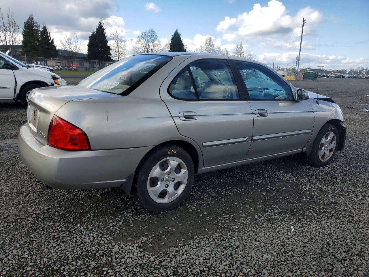 2004 Nissan Sentra 1.8 - Фото 3