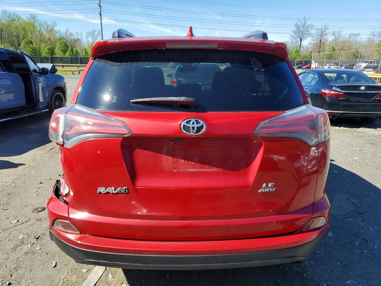 2017 Toyota Rav4 Le - Фото 6