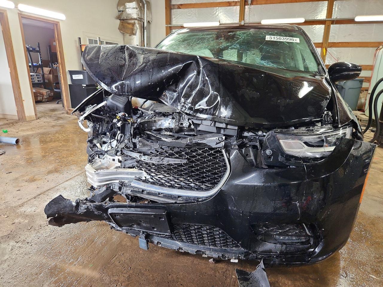 2024 Chrysler Pacifica Touring L - Image 5