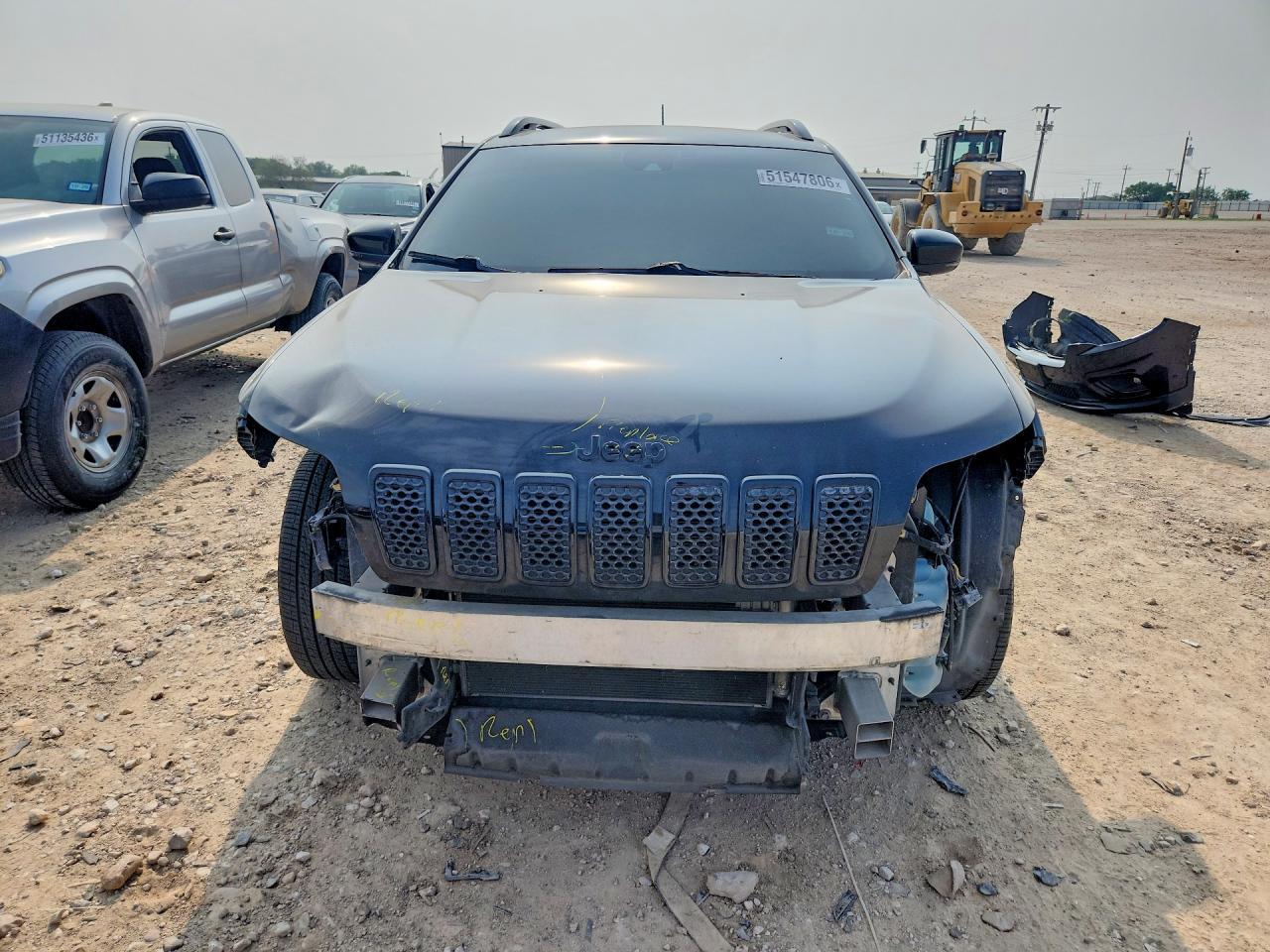 2020 Jeep Cherokee Latitude Plus - Фото 5