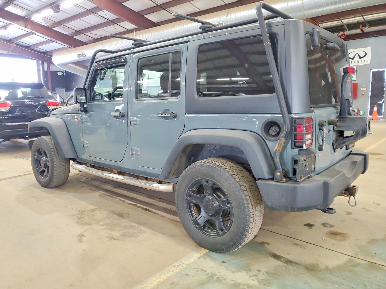 2014 Jeep Wrangler Unlimited Sport - Фото 2