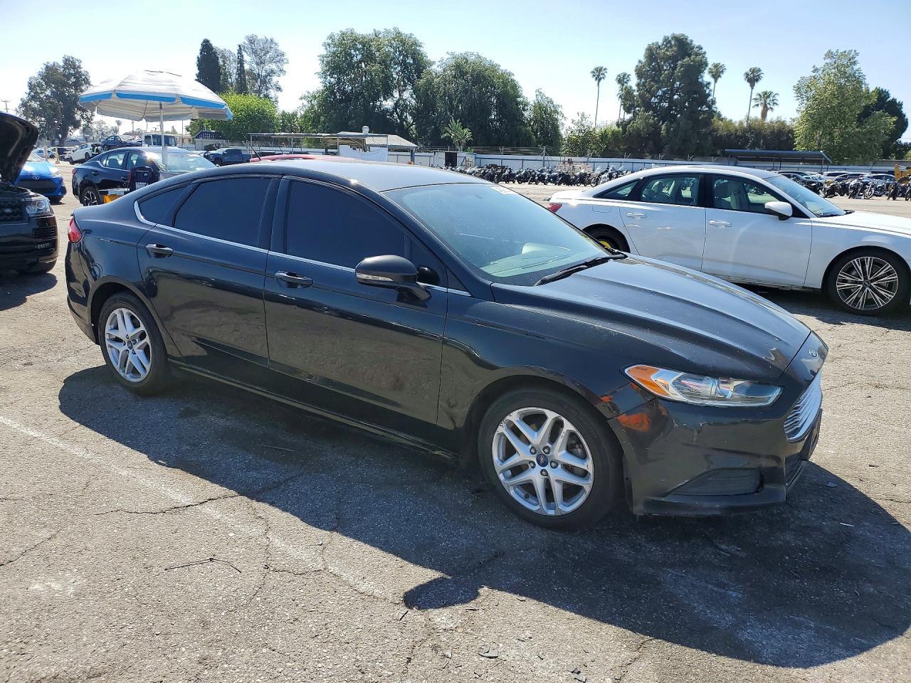 2015 Ford Fusion Se - Фото 4