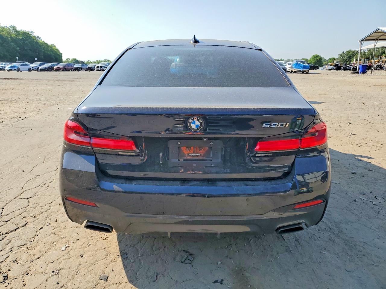 2022 BMW 530 I - Фото 6