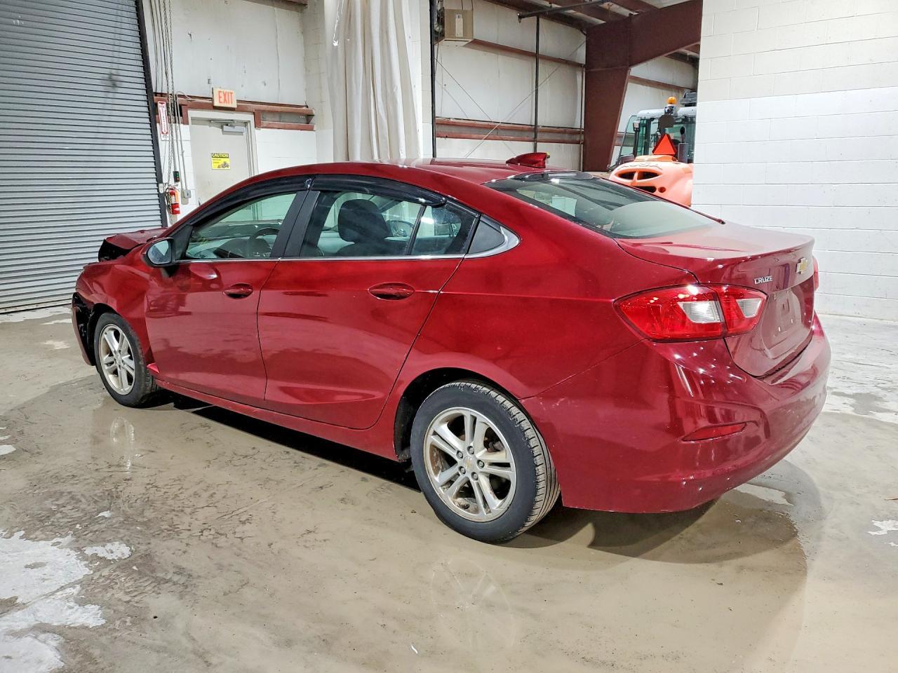 2018 Chevrolet Cruze Lt - Фото 2