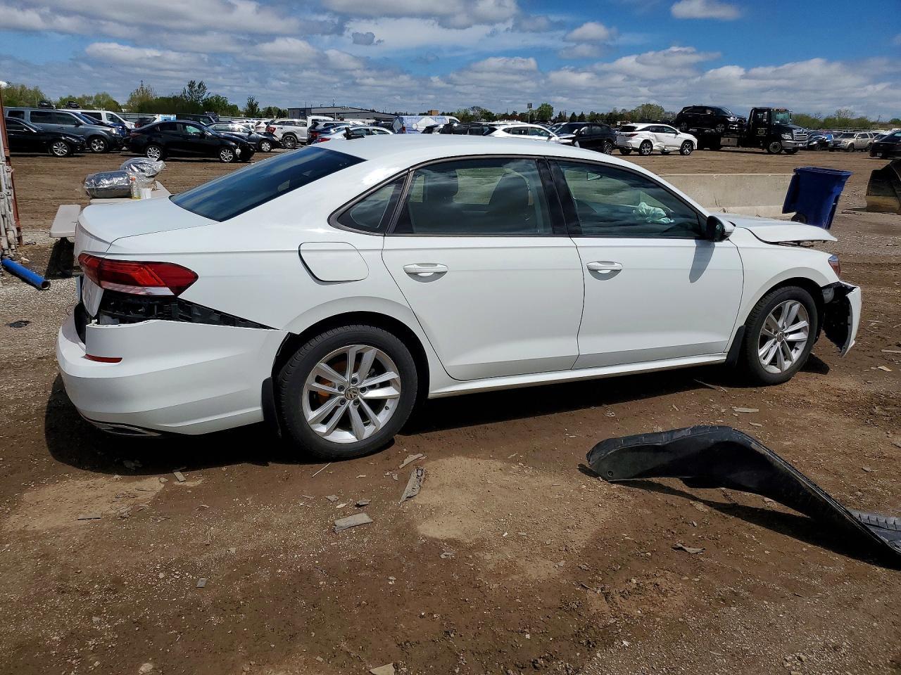 2020 Volkswagen Passat S - Фото 3