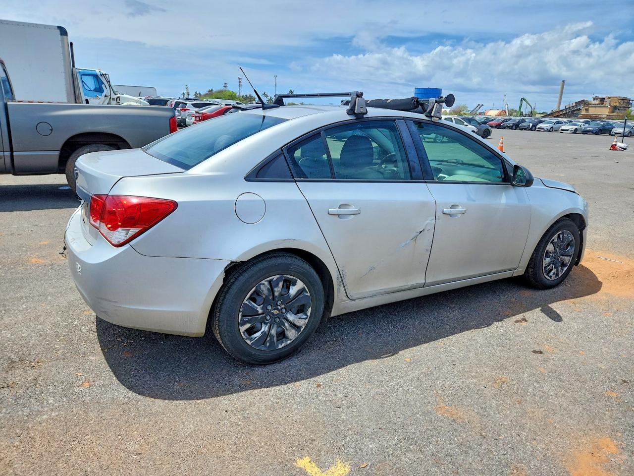 2014 Chevrolet Cruze Ls - Фото 3