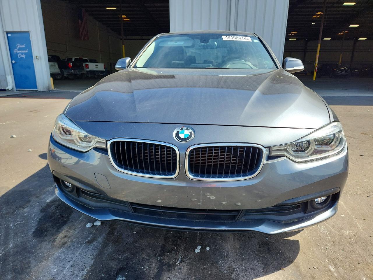 2018 BMW 320 I - Image 5